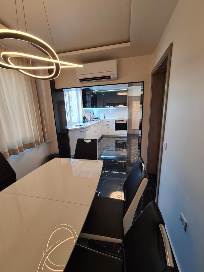 Apartment'S Ortakchiev 1 Sofia Luaran gambar